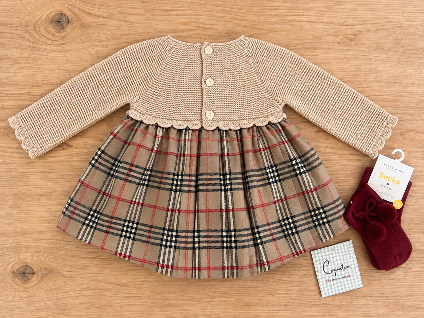 Vestido bebé de punto y cuadros beige