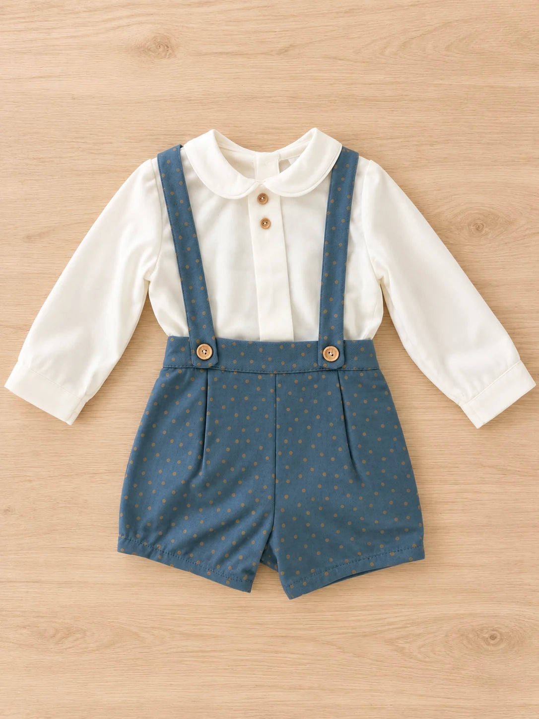 Conjunto niño azul petróleo con tirante y camisa de mangas largas