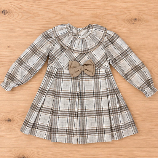 Vestido de cuadros con lazo beige
